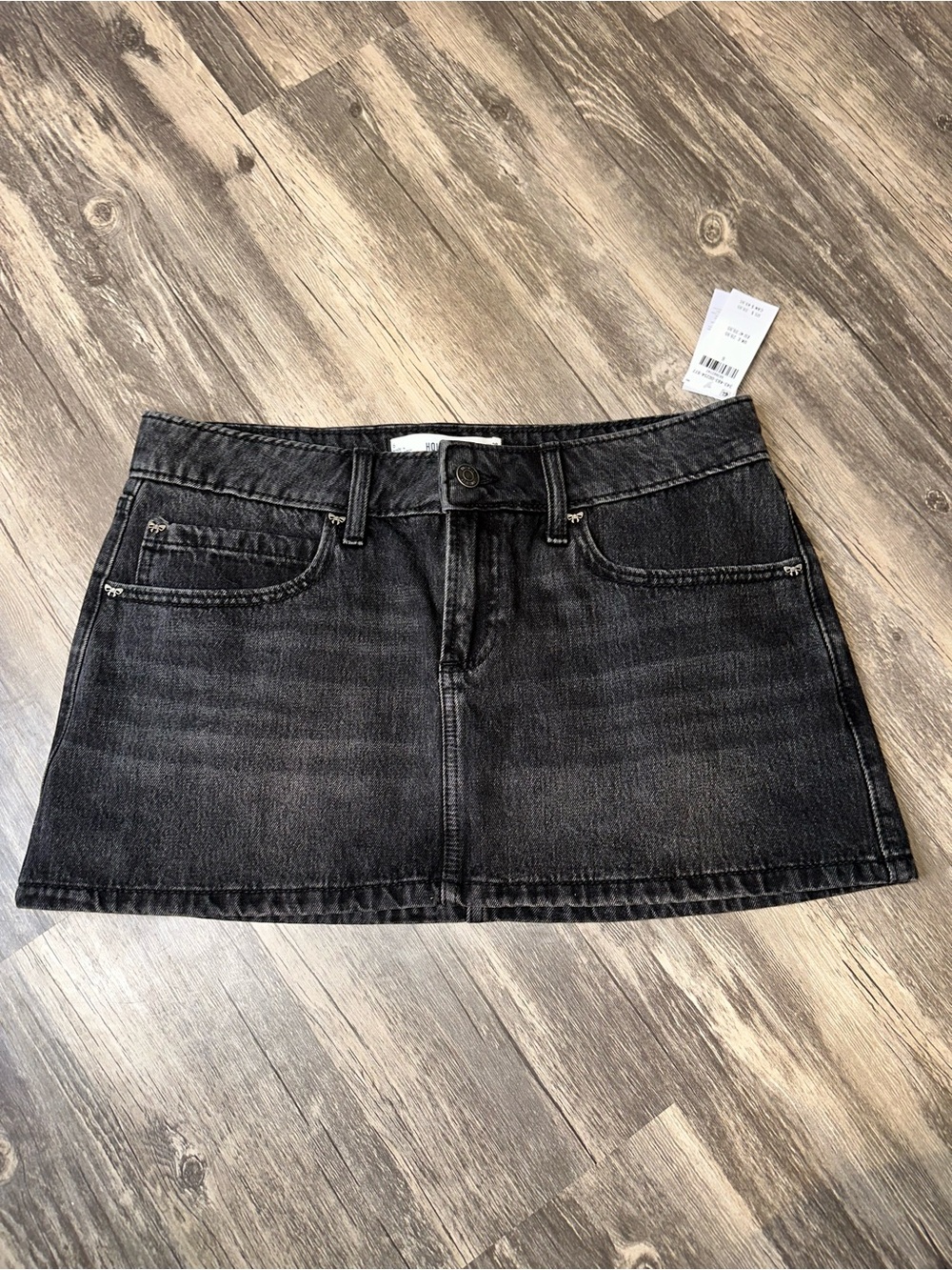 Hollister Black Denim Mini Skort Women’s Size 6 W28 NWT Y2K Pocket Detail
